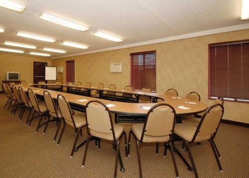 Rodeway Inn Norfolk Facilities photo